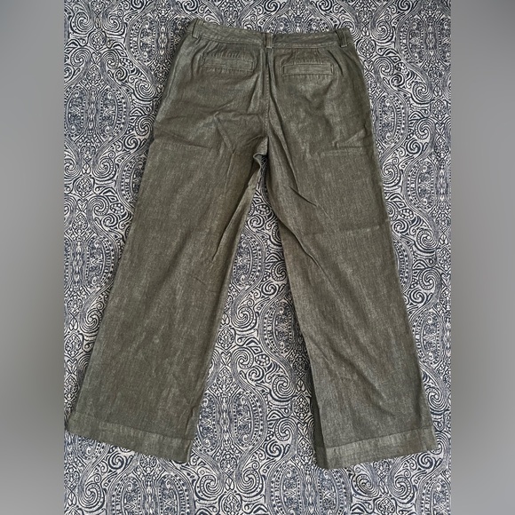 Wide Leg Stretch Pant - Picture 3 of 10